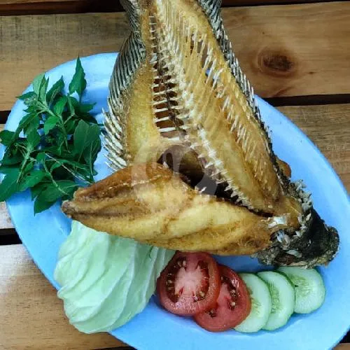 Ikan Gurame Bakar Madu Medium